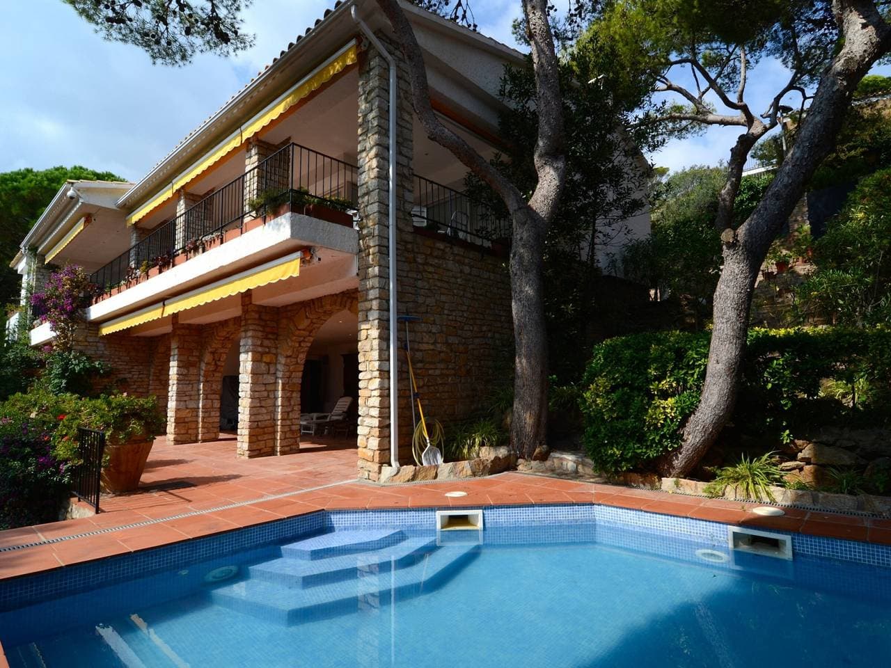 Foto 8 von 36: Geräumige Villa in Begur mit Meerblick und Pool