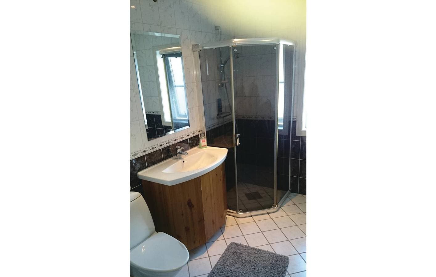 Foto 11 von 12: Ferienhaus für 4 Personen mit Seeblick