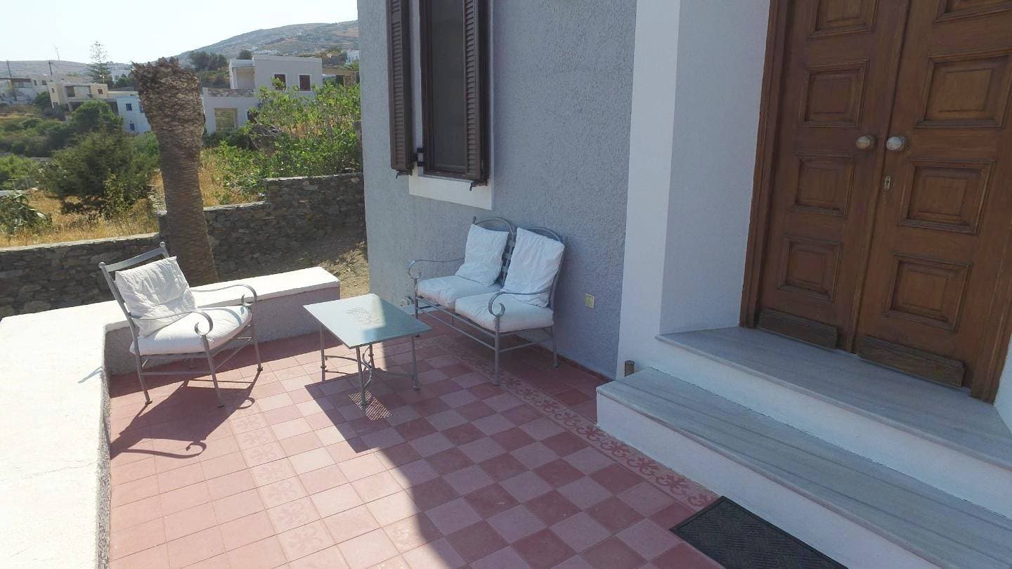 Foto 10 von 58: Schöne Villa mit Pool direkt am Meer, Wifi, 8 Pers. | Syros, Kykladen
