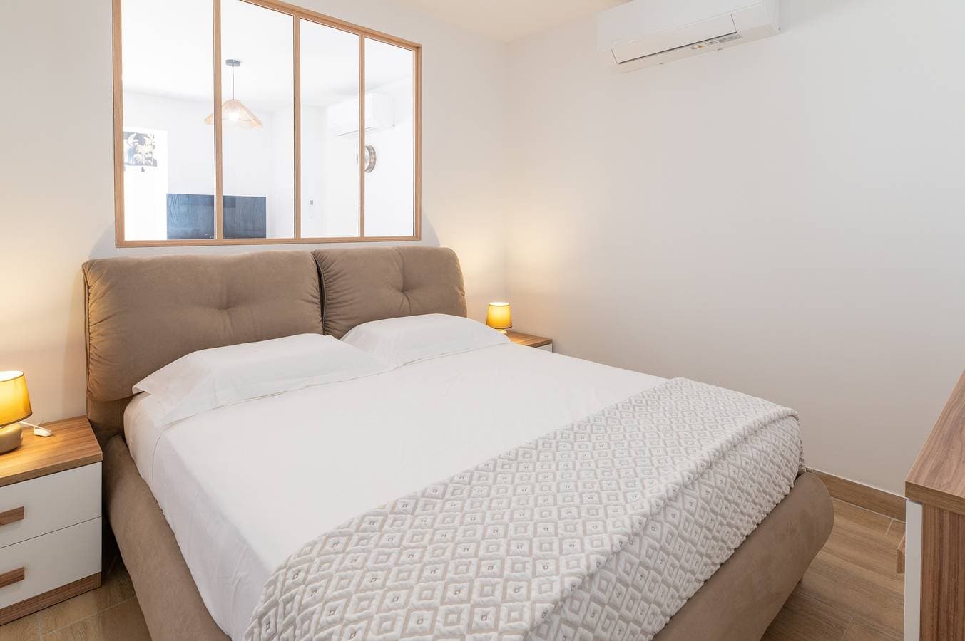 Foto 4 von 18: Apartment „La Dolce Vita 3“ mit Meerblick, WLAN und Klimaanlage