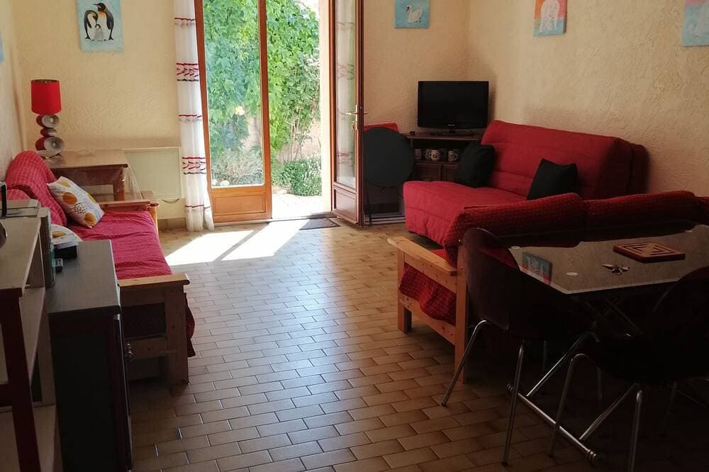 Apartment 38 m2, 4 persons, WIFI Fiber, Ste Croix du verdon lakefront 1