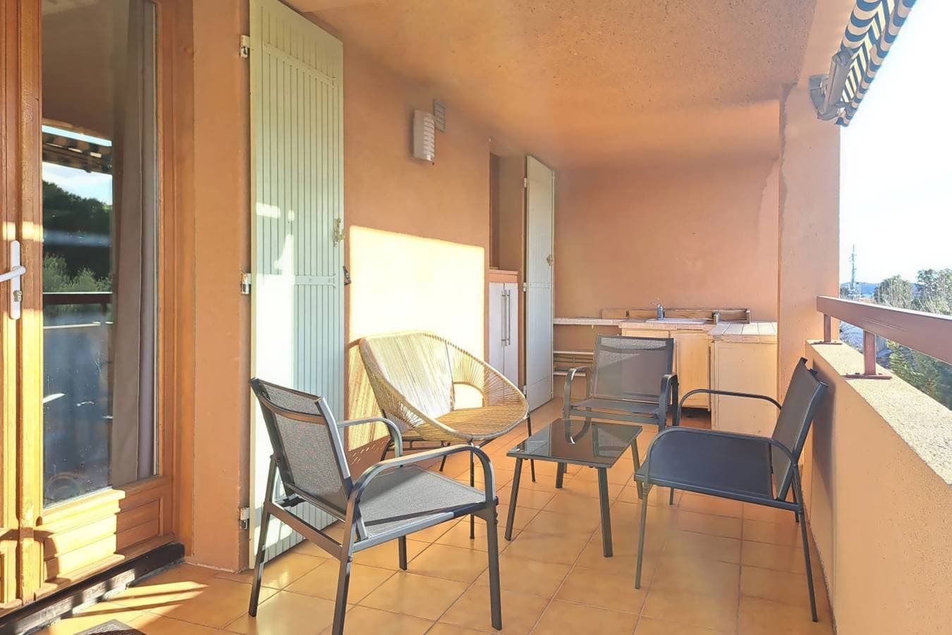Foto 10 von 14: Ferienwohnung für 6 Personen mit Terrasse