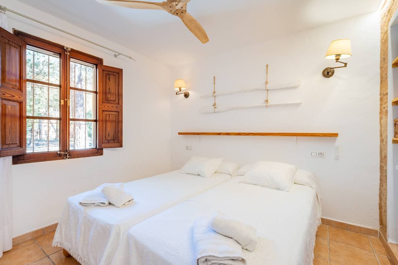 Foto 13 von 29: Ferienhaus "Marina de Ses Covetes" mit WLAN, Terrassen und nahe dem Strand Es Trenc