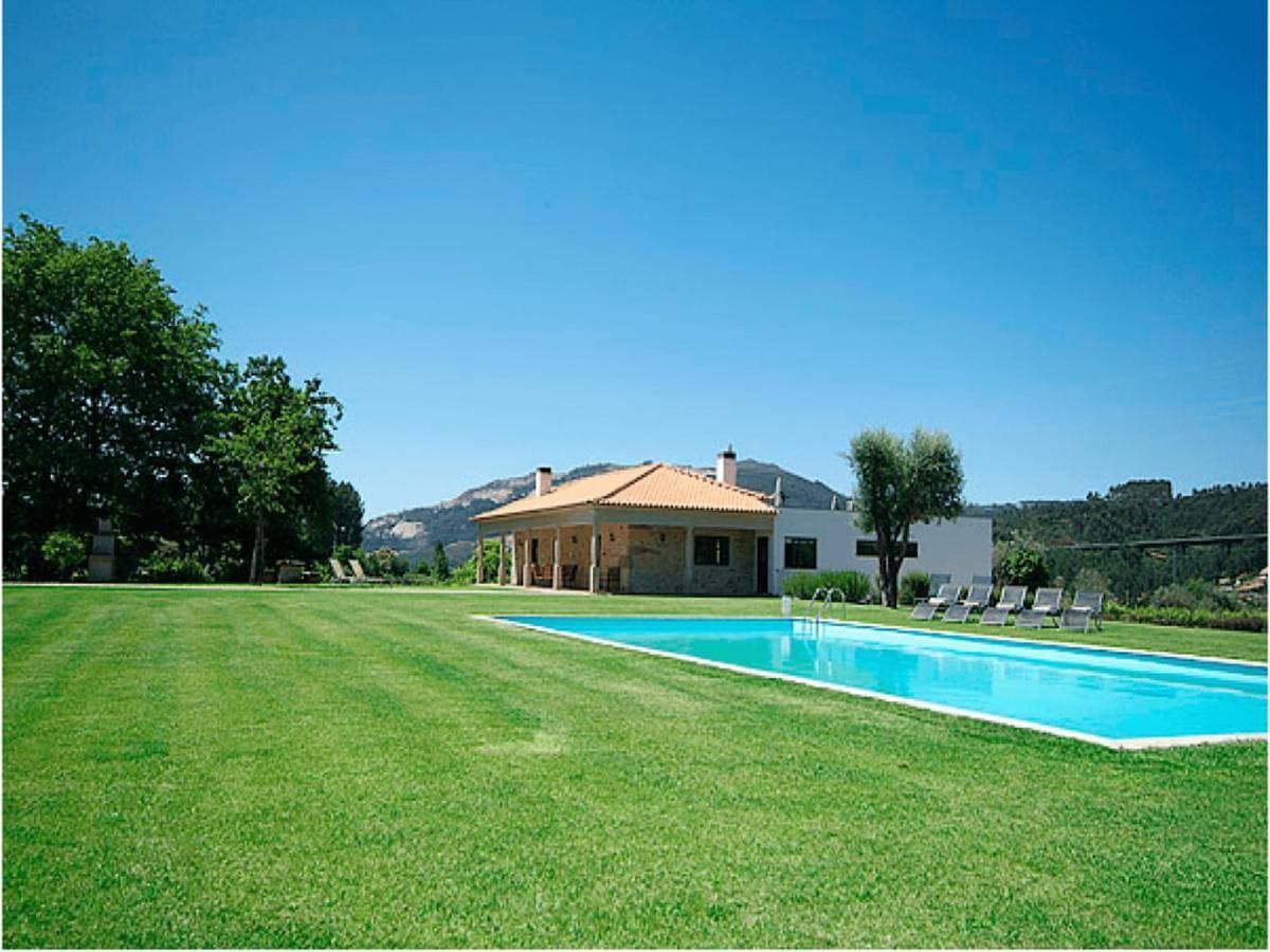 Beautifully Restored Ponte De Lima Farm House 6 Bedrooms Quinta Fornelos 1