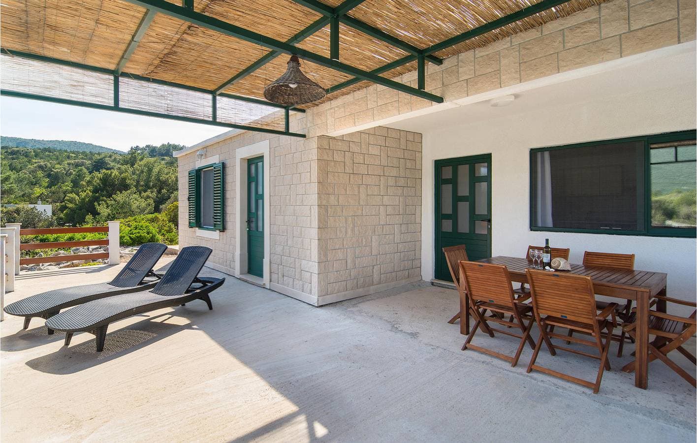 Foto 13 von 33: Gemütliche 76 m² große Wohnung mit Terrasse, 100 m von der Küste entfernt und mit moderner Ausstattung