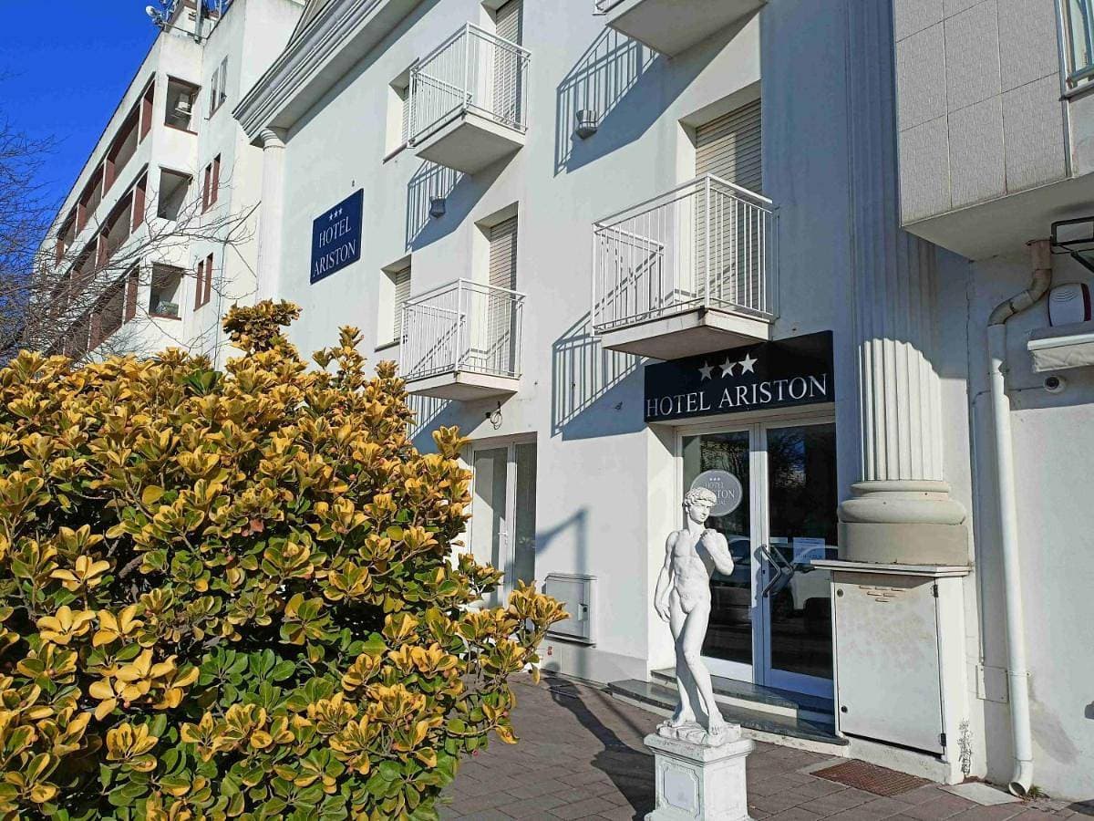 Foto 2 von 11: Twin Room with Sea View