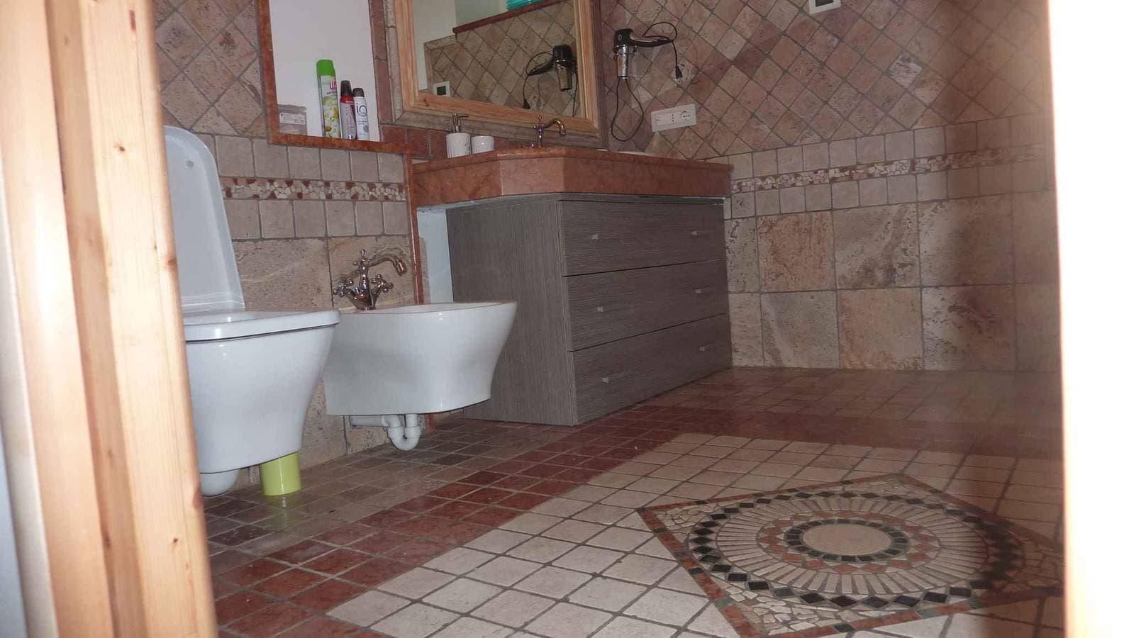Foto 11 von 25: Ferienwohnung mit Terrasse und Parkplatz