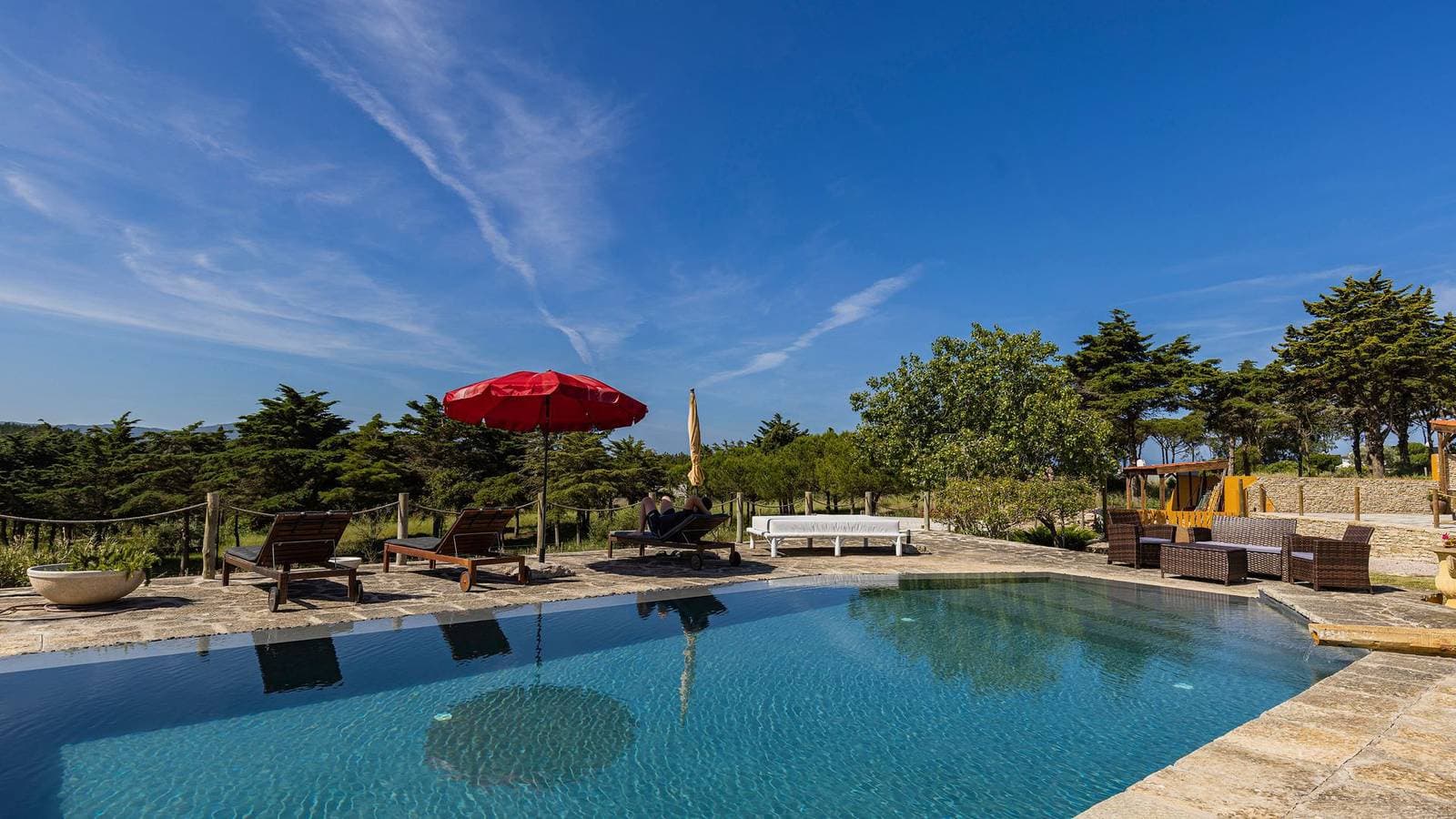Foto 2 von 38: Ferienhaus für 2 Personen mit Pool