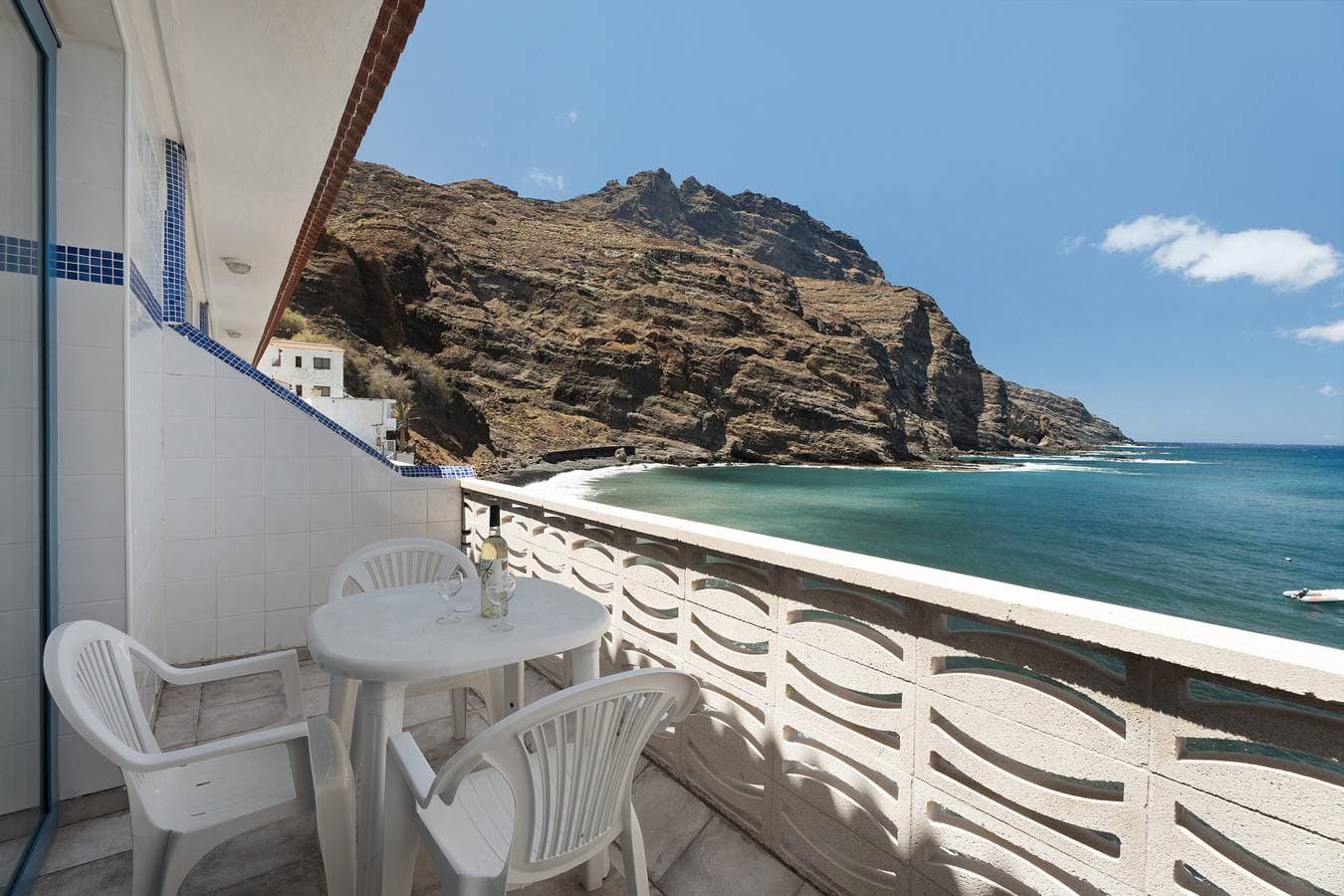 Foto 2 von 28: Apartment 'Playa Azul - 6' mit Meerblick, privater Terrasse und WLAN