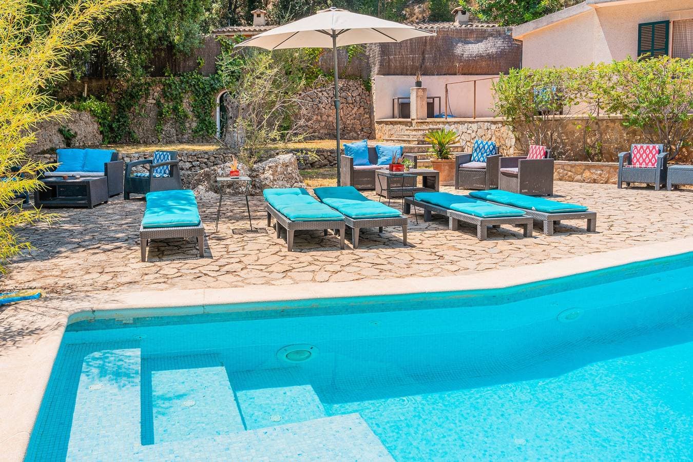 Foto 4 von 25: Haustierfreundliche Villa Ses Basses mit Bergblick, Pool und WLAN