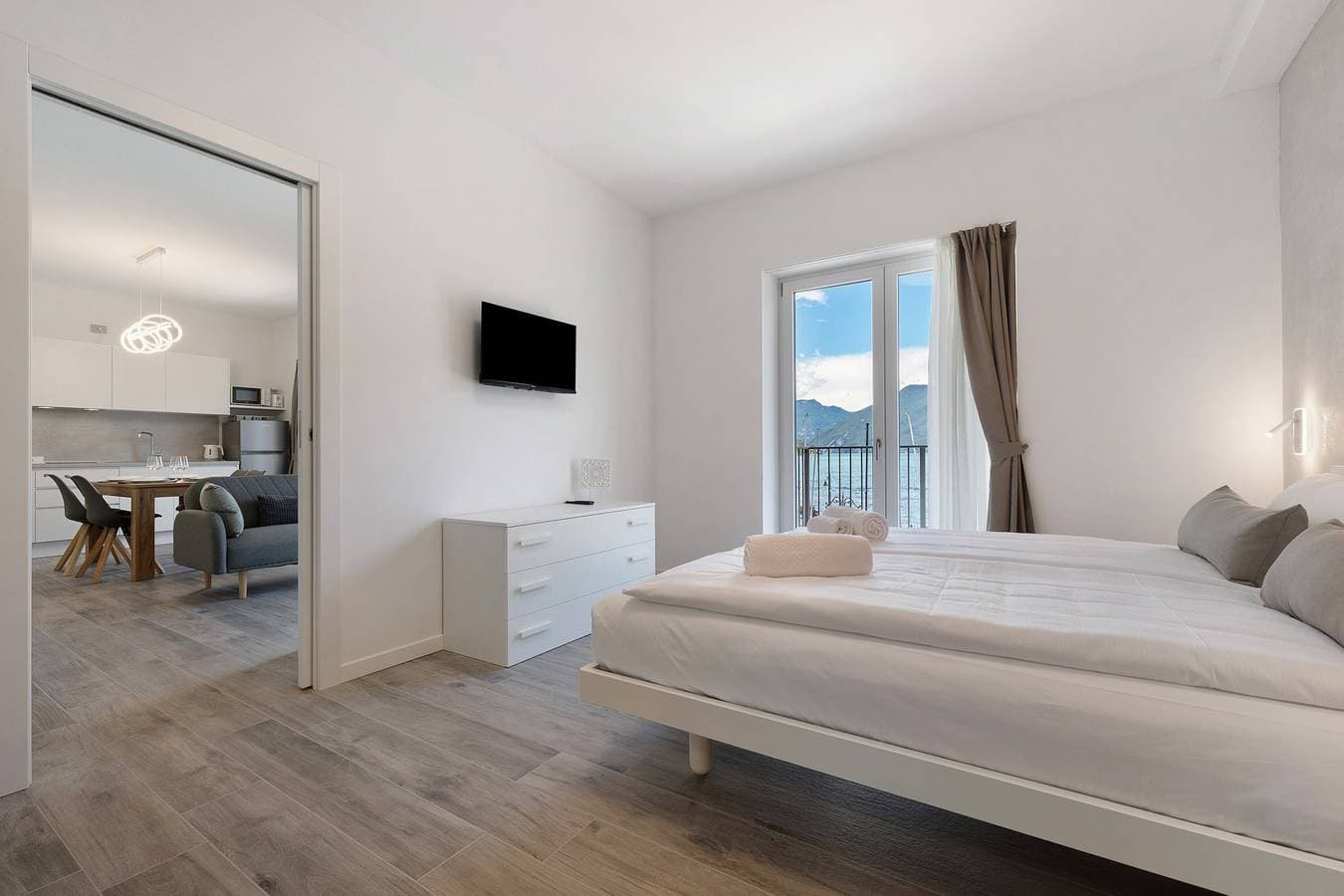 Foto 11 von 28: Ferienwohnung 'Jacky's 1' mit Seeblick, WLAN und Klimaanlage