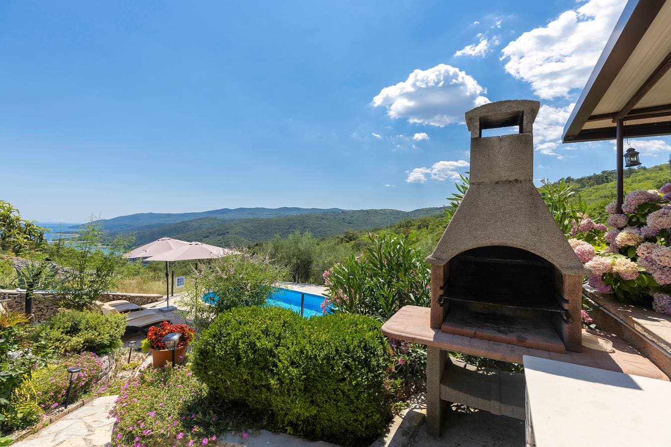 Foto 5 von 35: Ferienhaus für 6 Personen mit Terrasse