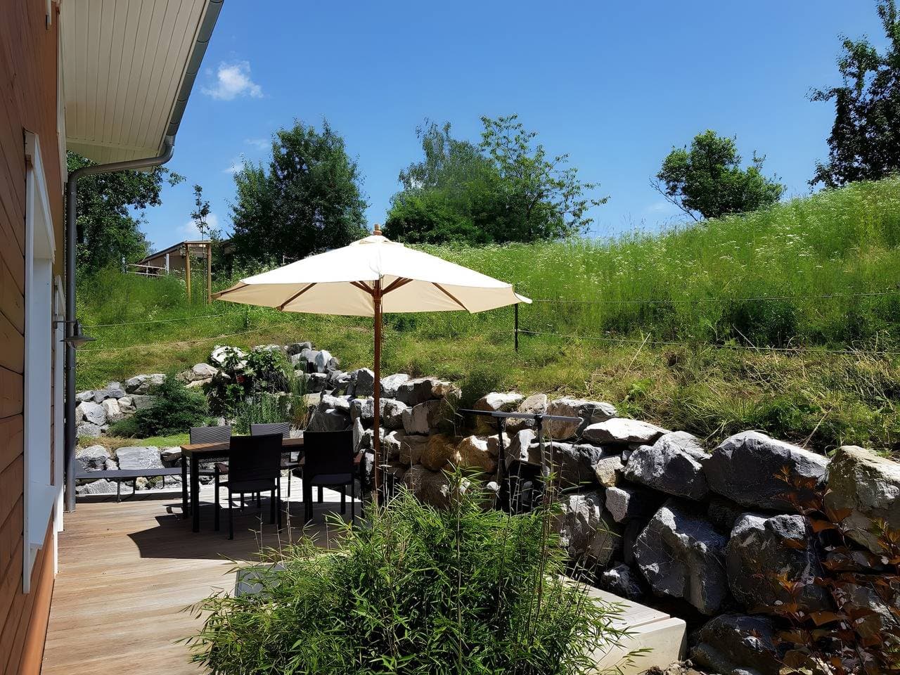 Foto 12 von 40: Ferienhaus 'Sonnenweide, 85qm' mit Privatterrasse, Gemeinschaftsgarten und Wi-Fi