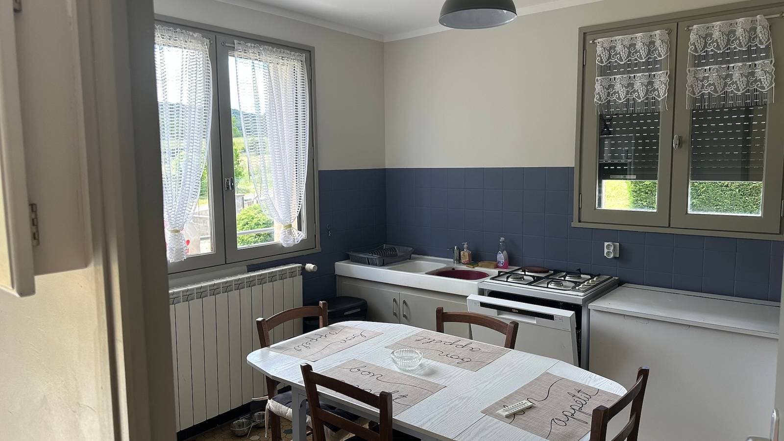 Foto 9 von 16: Ferienhaus „La Maison De Campagne“ mit Bergblick, privater Terrasse und Garten