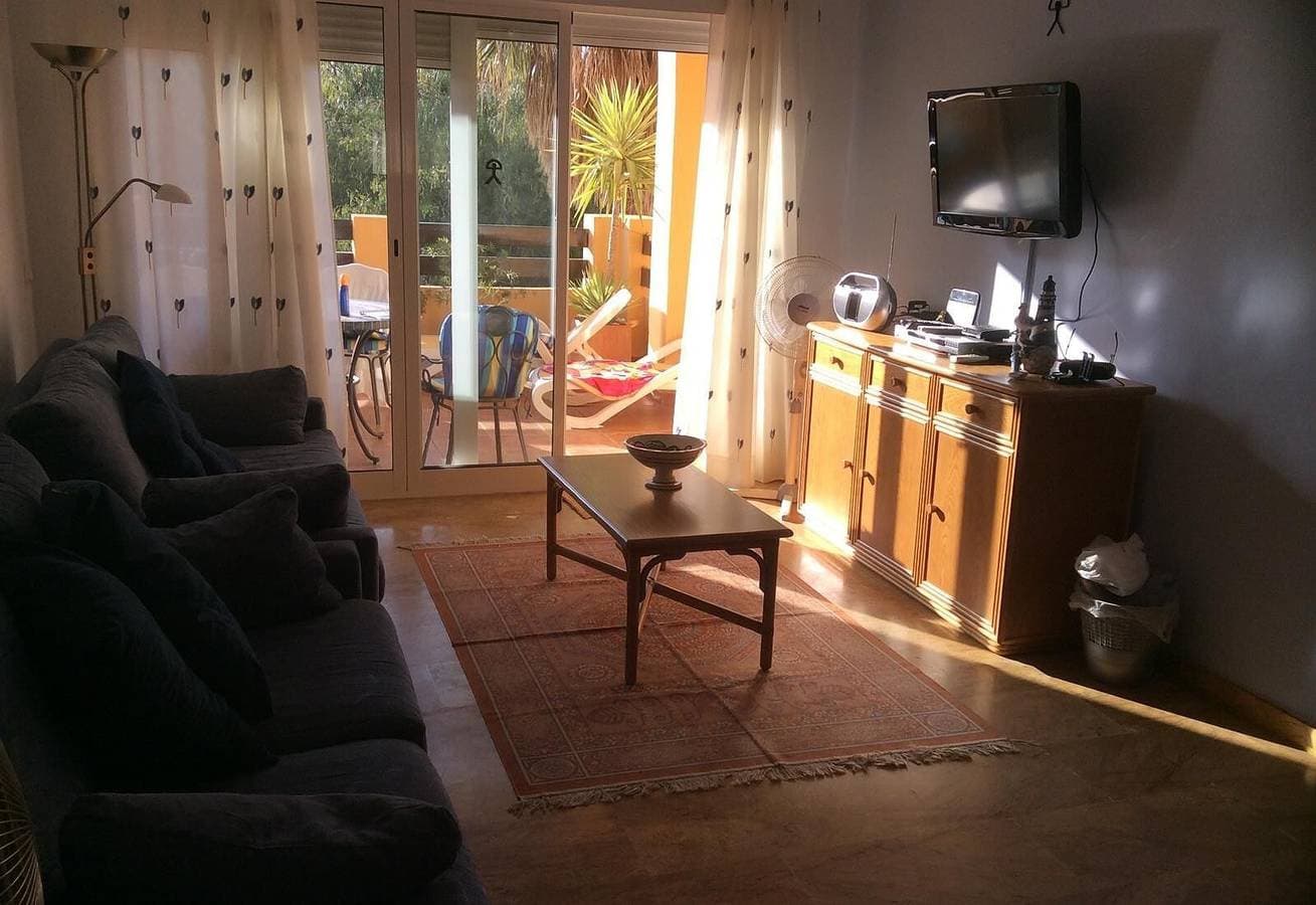 Foto 9 von 36: "Homely Apartment in El Faro" in El Faro mit Pool, Terrasse, Balkon, Klimaanlage und WLAN