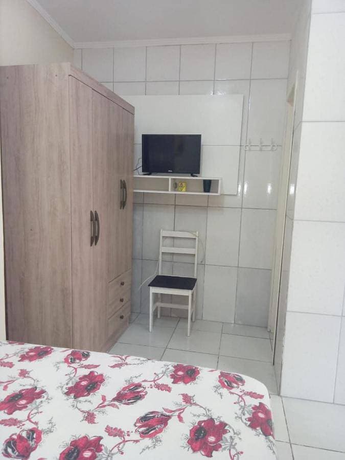 Foto 4 von 10: One-Bedroom Apartment