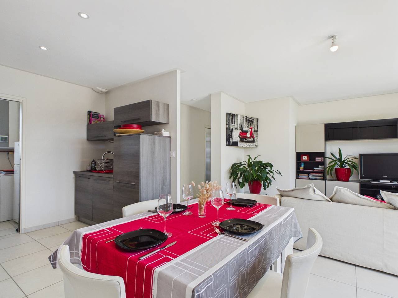 Foto 4 von 25: Haus für 4, Whirlpool & Garten, Strand 200 m entfernt