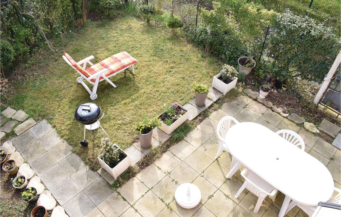 Foto 13 von 31: Garten-Apartment mit Pool - 1,5 km zum Strand
