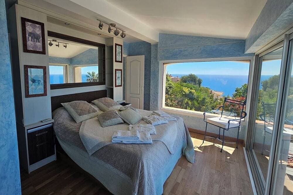 Foto 5 von 30: „Ein Stück Paradies“: Luxusvilla mit paradiesischem Blick – Last Minute Angebot