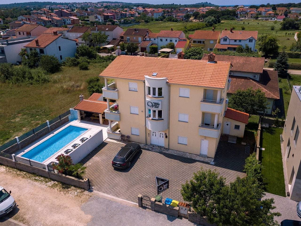 Foto 13 von 34: Villa Vita mit gemeinsamem und beheiztem Pool