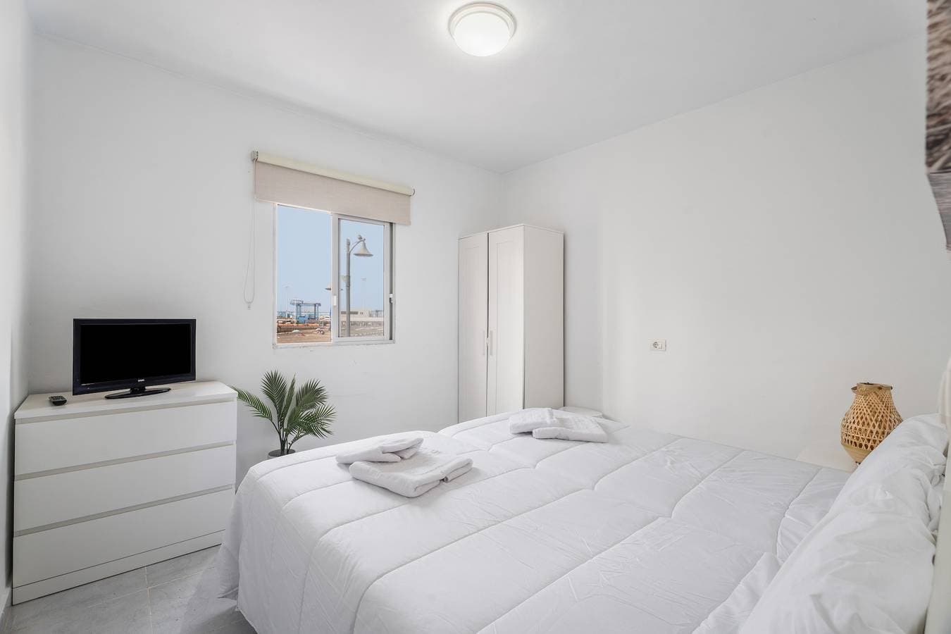 Foto 4 von 22: Ferienwohnung 'Beach View Playa Los Cristiano' mit Meerblick und WLAN