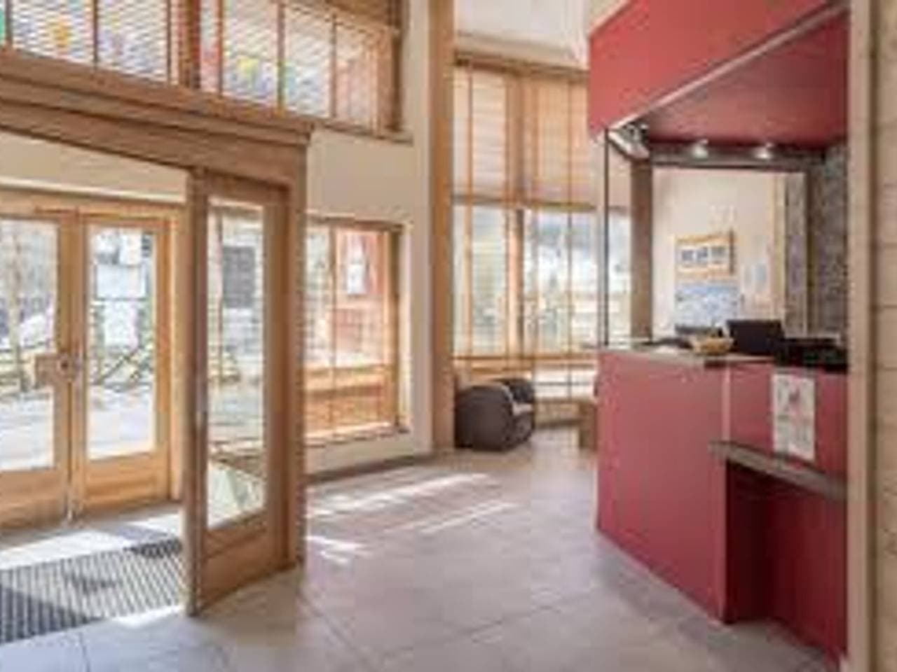 Foto 10 von 12: Geräumige Wohnung 5 Pers, Südbalkon, Parkplatz inkl.