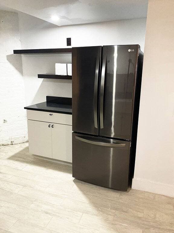 Foto 9 von 22: Ultra cool new modern flat