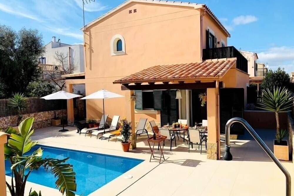 Villas 2 meet La Yuca 1
