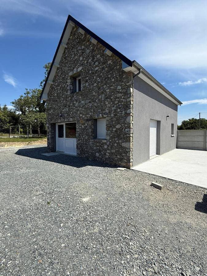 Foto 4 von 20: Three-Bedroom House