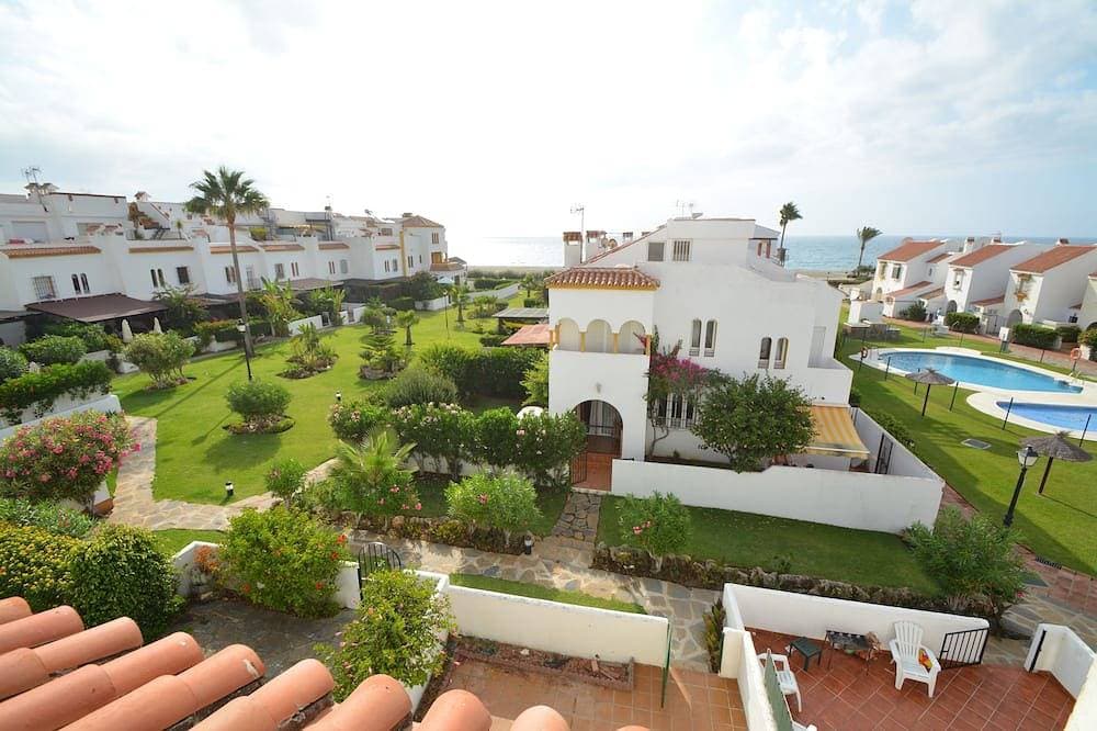 4 Schlafzimmer Haus am Meer mit Pool 2 Schritte von Sabinillas (Estepona) 1