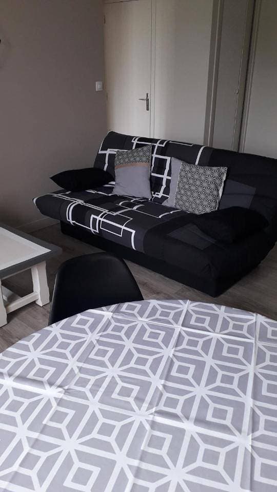 Foto 10 von 21: One-Bedroom Apartment