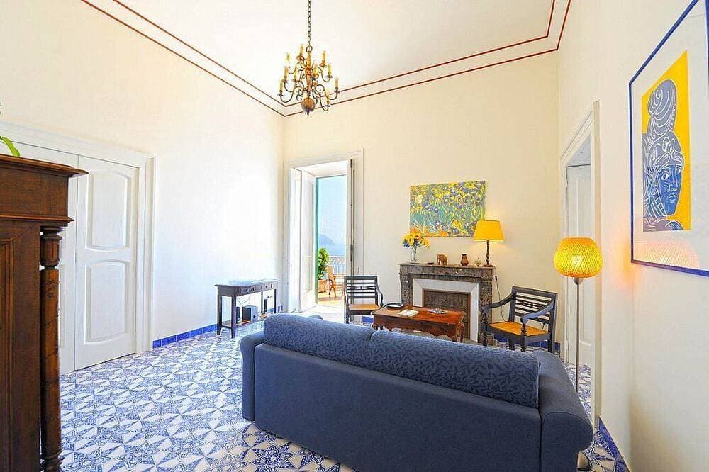 Foto 10 von 30: Villa Elidea C: An elegant and welcoming apartment which faces the sun and the sea, with Free Wi-Fi.