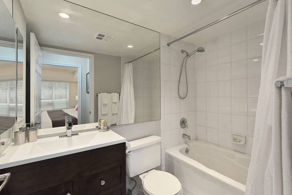 Foto 2 von 7: Qwest - Ready Move In-Downtown - Qwest