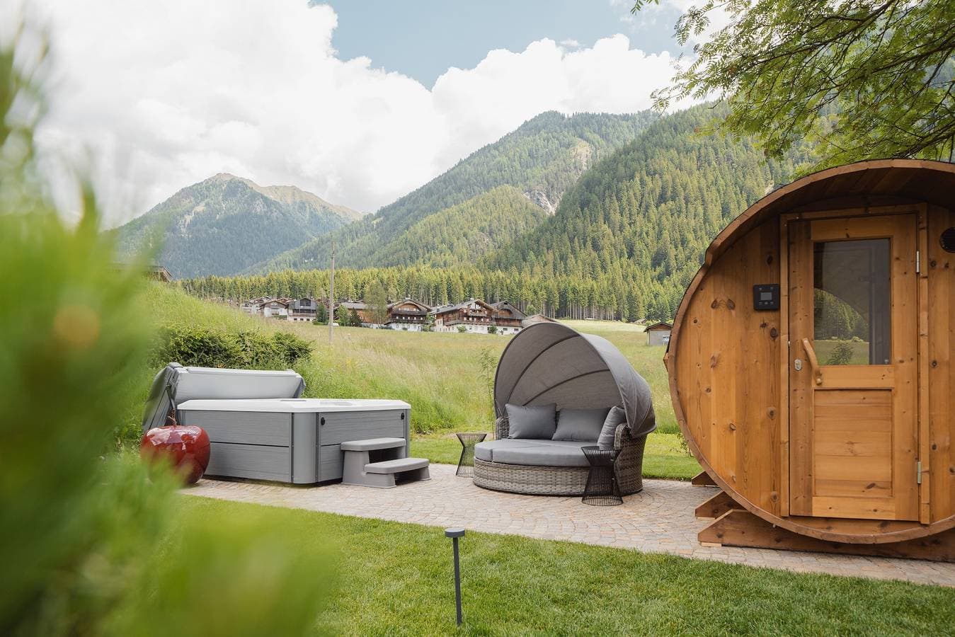 Foto 8 von 64: Ferienwohnung 'Edelweiß' mit Bergblick, Gemeinschaftsterrasse und WLAN