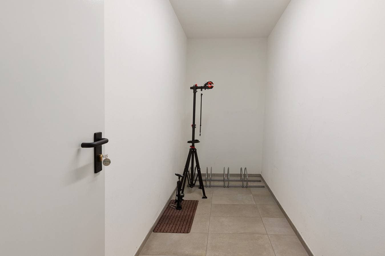 Foto 11 von 37: Ferienwohnung 'Scoiattolo' mit Bergblick, Gemeinschaftsgarten und Wi-Fi
