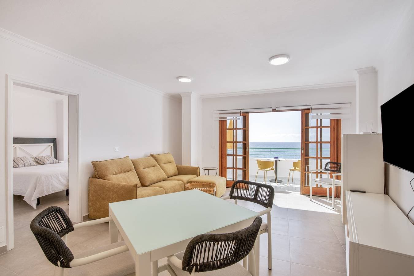 Foto 8 von 34: Apartment 'Playa Delphin 403' mit Meerblick, Balkon und WLAN