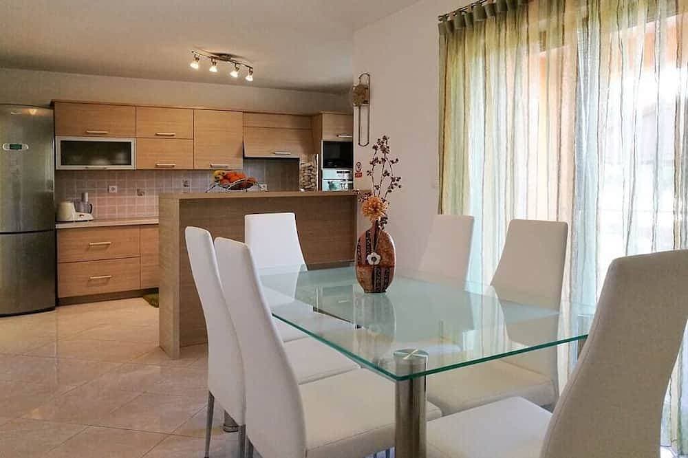 Foto 12 von 22: Ferienwohnung mit Pool für 5 Personen