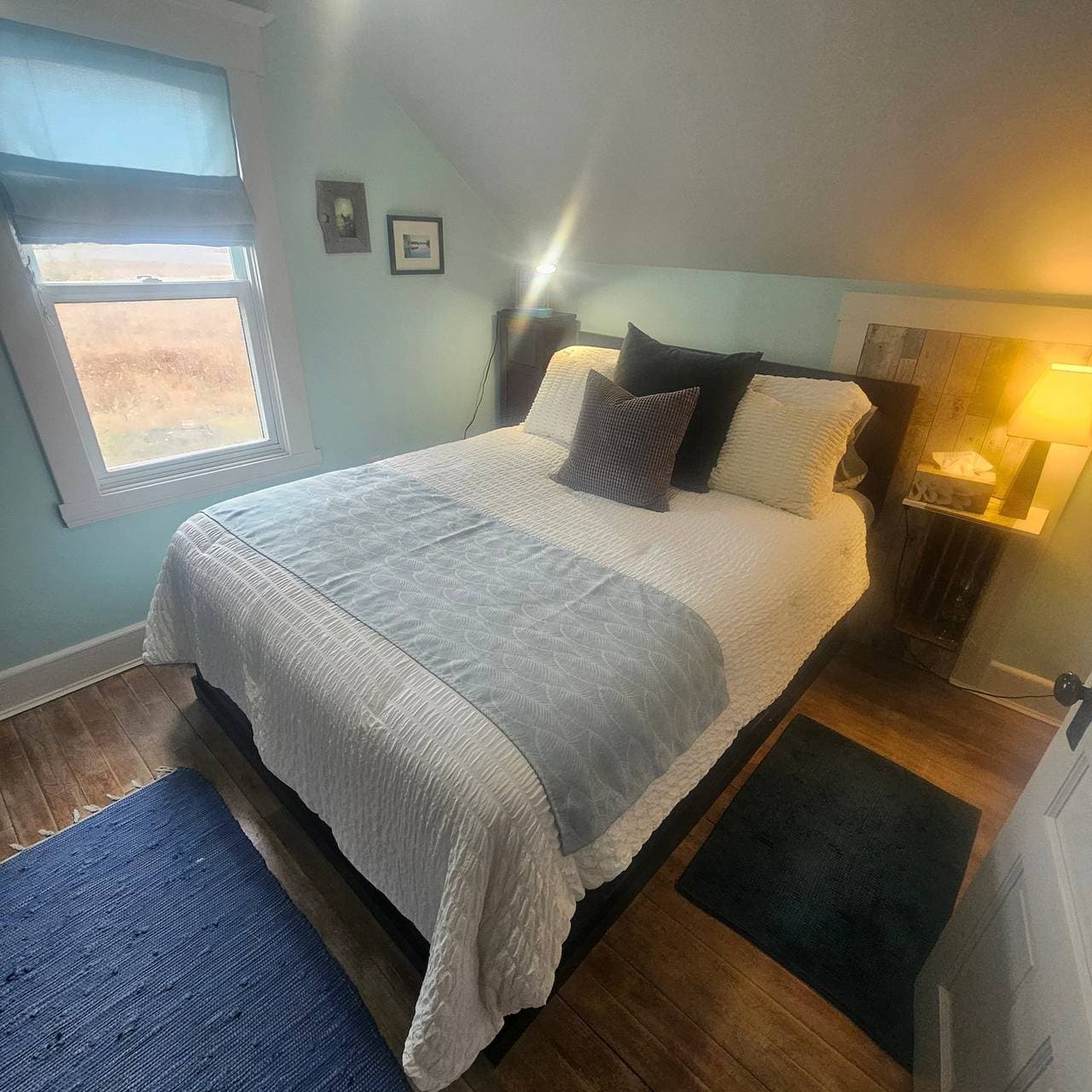 Foto 6 von 21: Camp Nova, mit Zedern verkleidetes Cottage im malerischen Tanger, Kanada
