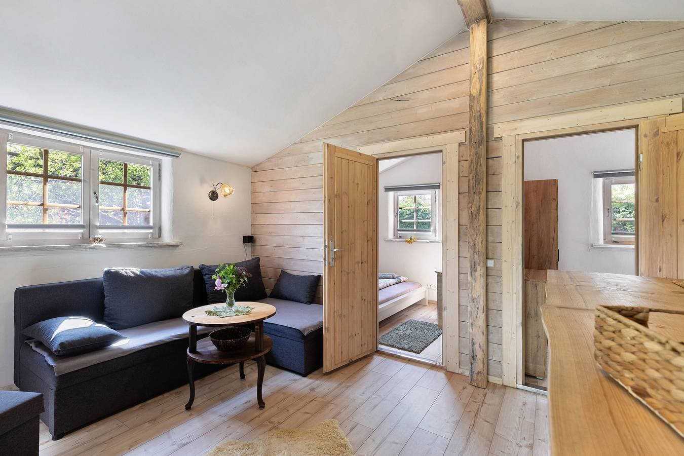 Foto 5 von 30: Ferienhaus 'Blockhütte' mit privater Terrasse und privatem Garten