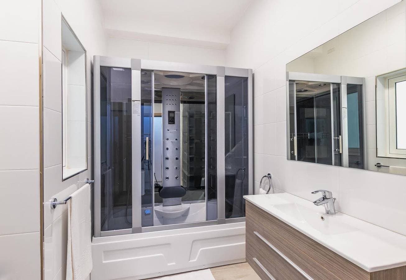 Foto 5 von 25: Ferienwohnung für 6 Personen mit Whirlpool