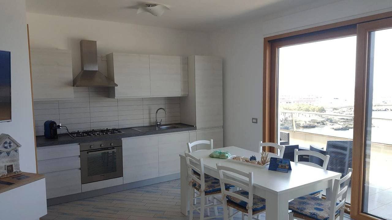 Foto 3 von 22: Apartment with Sea View