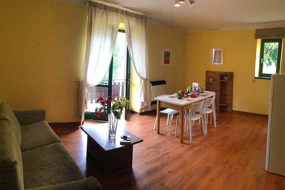 Foto 4 von 30: In erster Reihe zum See für 5 Personen