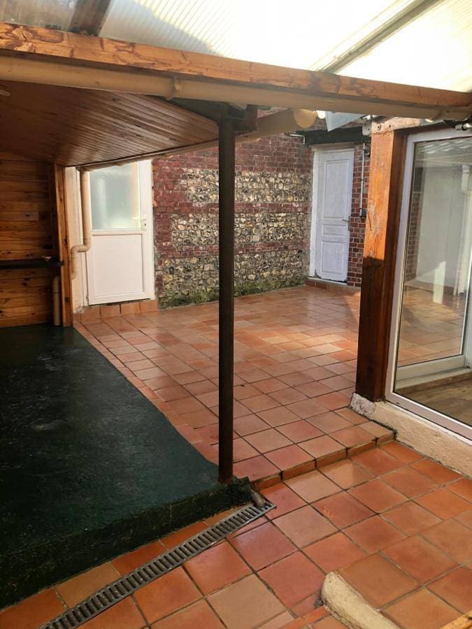 Foto 5 von 12: Three-Bedroom House