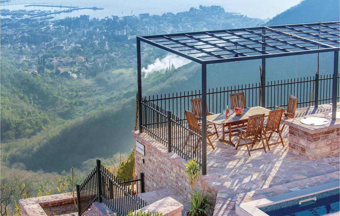 Foto 10 von 23: Ferienhaus für 6 Personen mit Terrasse
