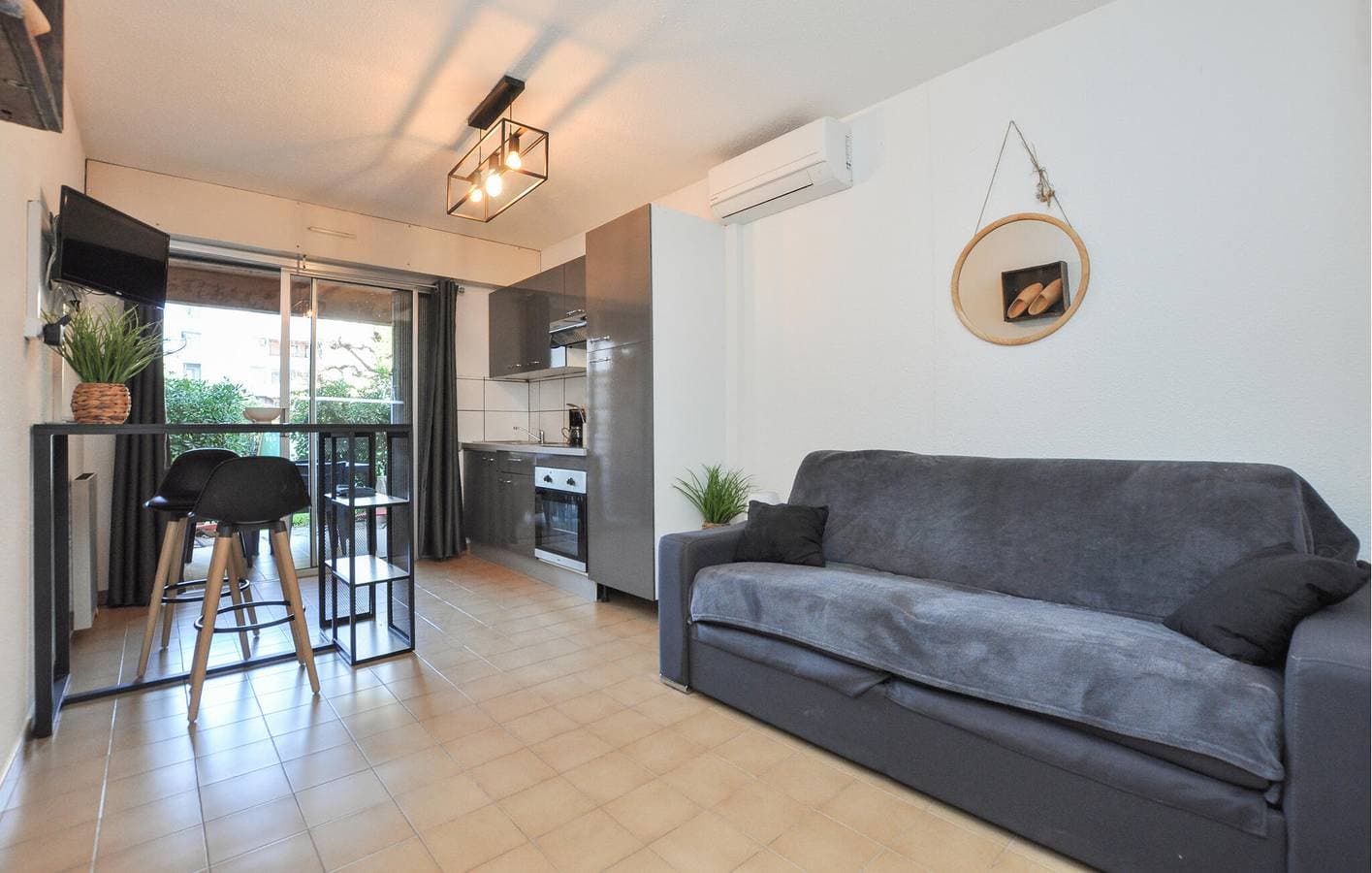 Foto 6 von 16: Gemütliches Apartment mit Terrasse und Parkplatz, 1,5 km zum Strand