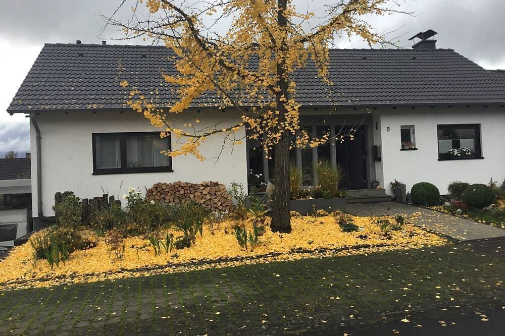 Foto 8 von 20: Moderne sonnige Ferienwohnung - ruhige Lage, mit großer Terrasse