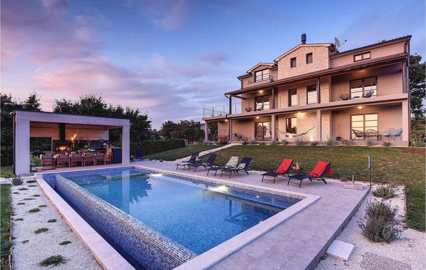 Geräumige 32 m² große Wohnung mit beheiztem Pool und moderner Ausstattung 1