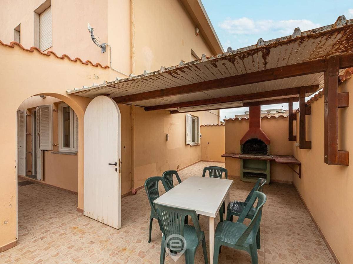Foto 5 von 29: Three-Bedroom Apartment