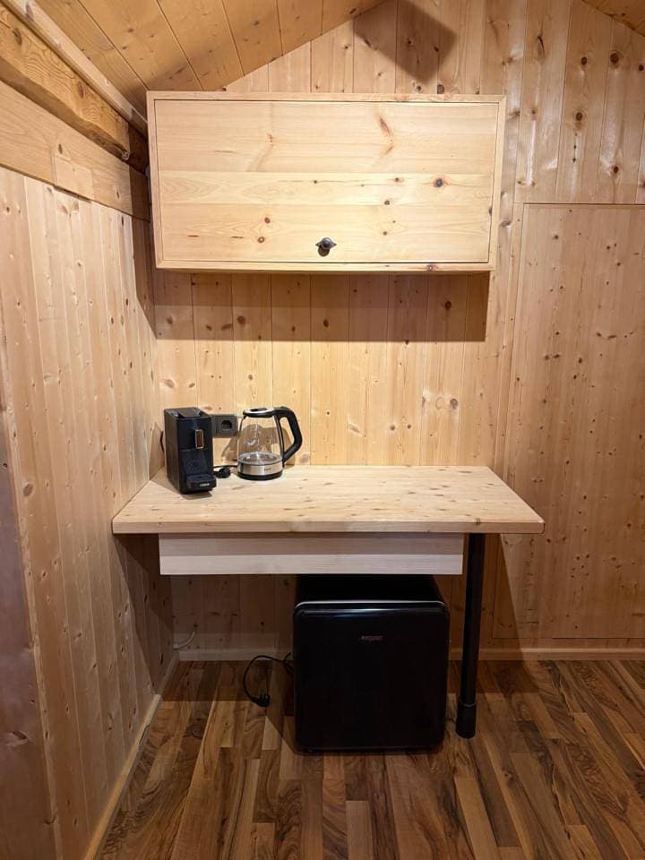 Foto 10 von 15: Triple Room with Shared Bathroom
