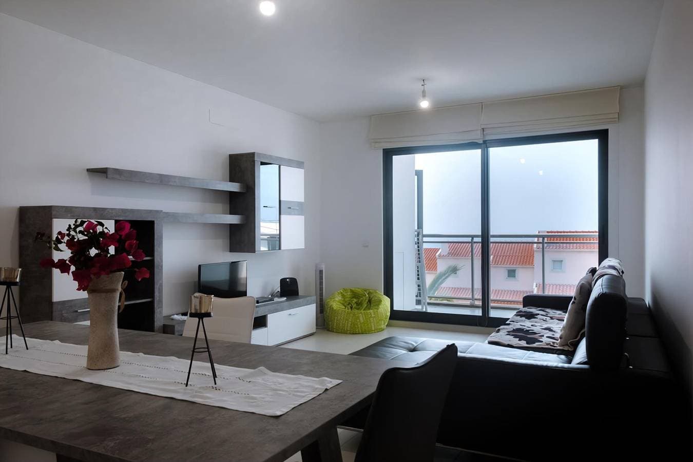 Foto 8 von 49: Ferienwohnung für 2 Personen mit Balkon